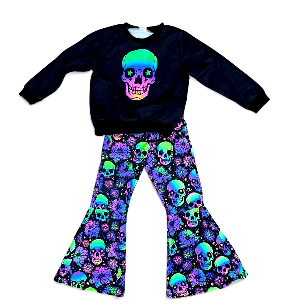 Kids like new 🆕 Colorful Skull Print Outfit